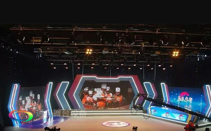 坐標廣東梅州！通用舞臺承接梅州廣播電視臺演播廳項目